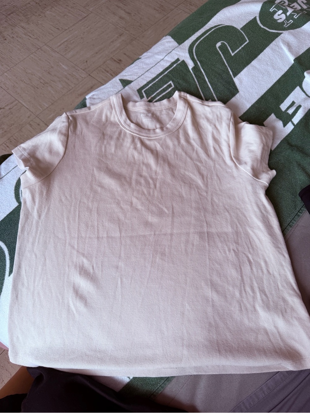 Old Navy Short Sleeve Crewneck Tees - Picture 7 of 14